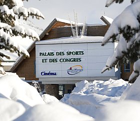 Le palais des sports de l'Alpe d'Huez