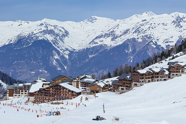 les villages savoyards de la Plagne en altitude