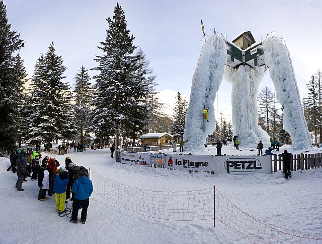 la tour de glace à la Plagne