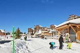 Sports d'hiver à la montagne