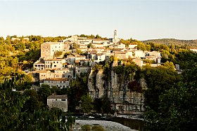 villages authentiques entre histoire et traditions