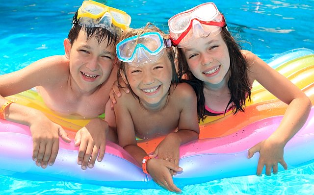 Les amitiés de vacances laissent souvent de beaux souvenirs!