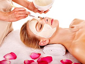 Profitez d'un soin du visage en résidence avec spa